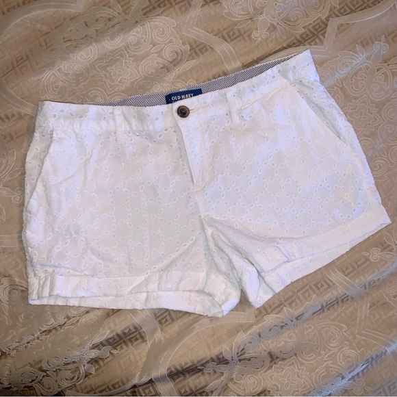 Bundle of Old Navy Eyelet Shorts - Picture 2 of 7